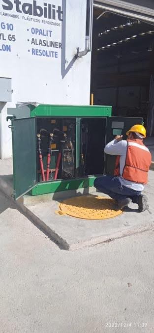 Proyecto eléctrico industrial 4